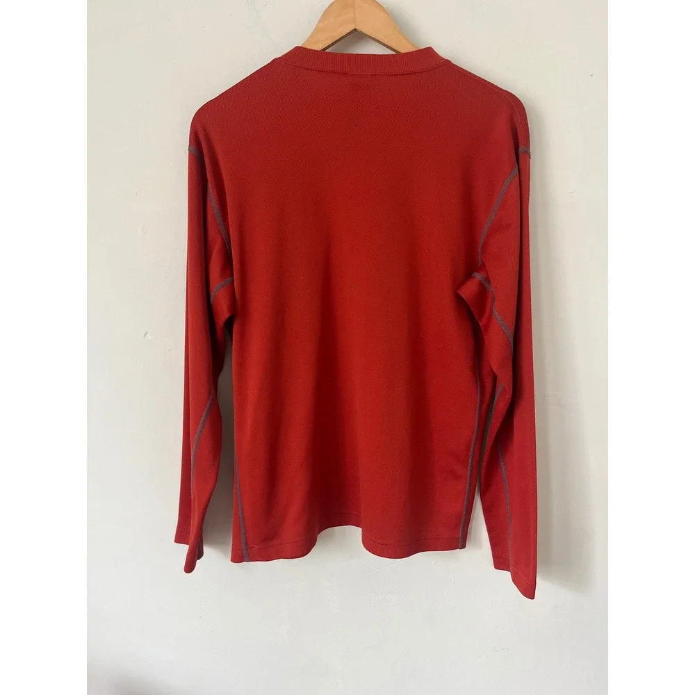 The North Face Mens Red VaporWick Long Sleeve Performance Shirt M Base Layer